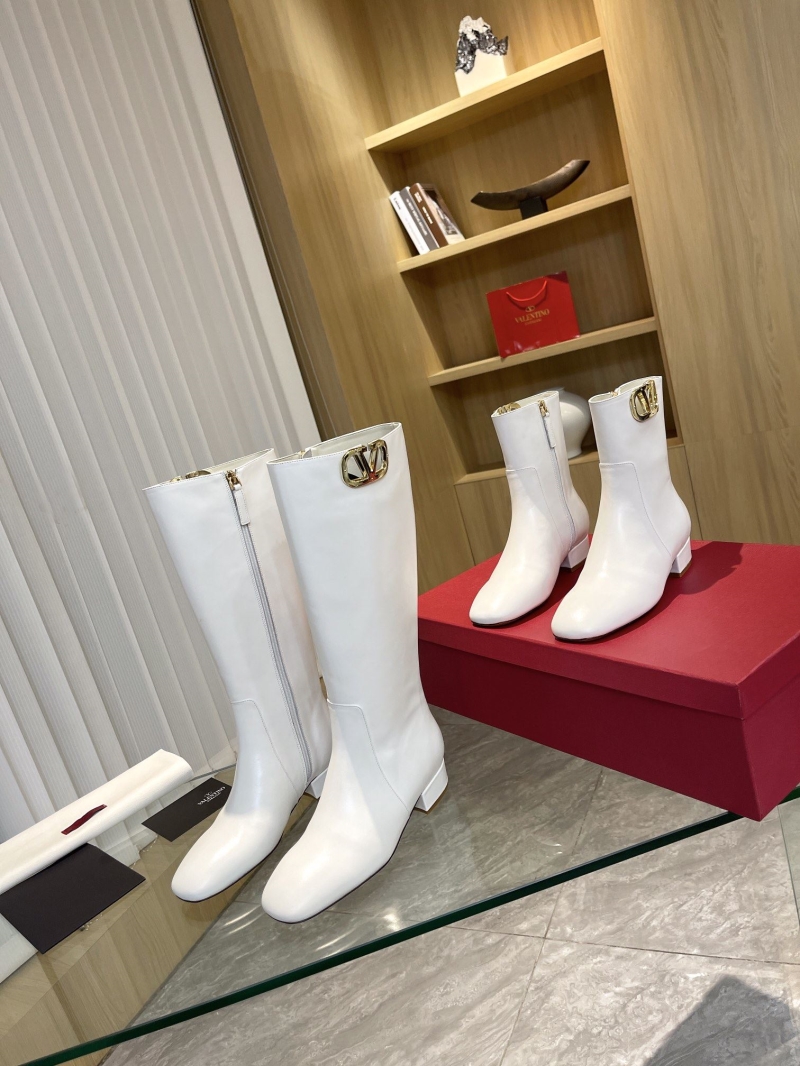 Va1e*ntin0 boots